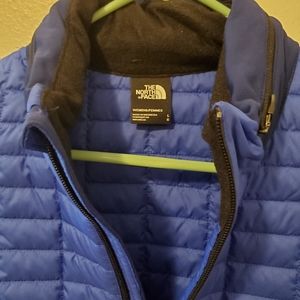 The north face themoball hybrid vest
